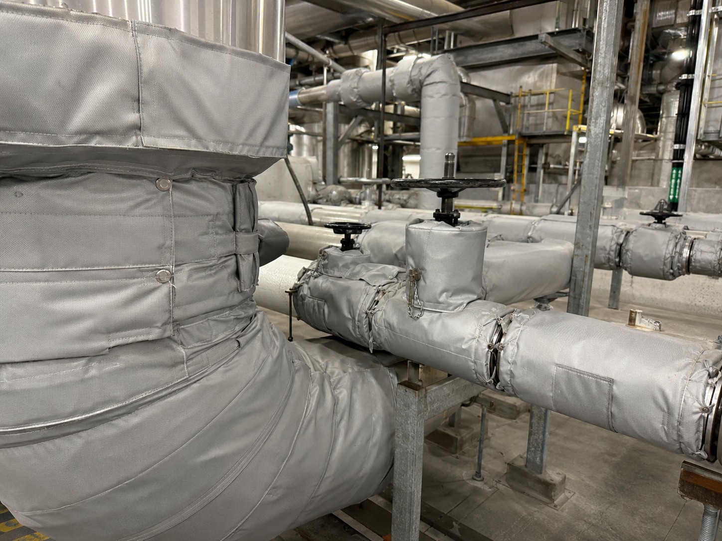 Silicone coated fiberglass fabric for pipe and equipment thermal insulation